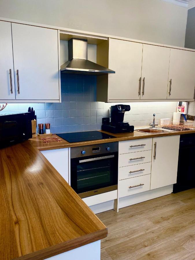 Merewyke Boutique Luxury Family Apartment Sleeps 4 , Central Location Windermere Kültér fotó